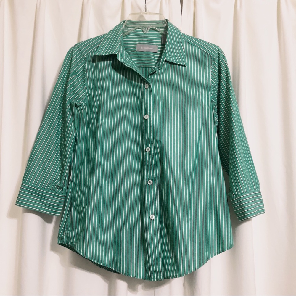 Liz Claiborne 3/4 sleeve button down Blouse